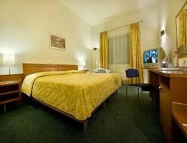 Ramada Airport Hotel Prag