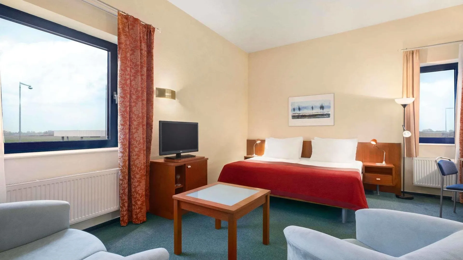 Ramada Airport Hotel Prag